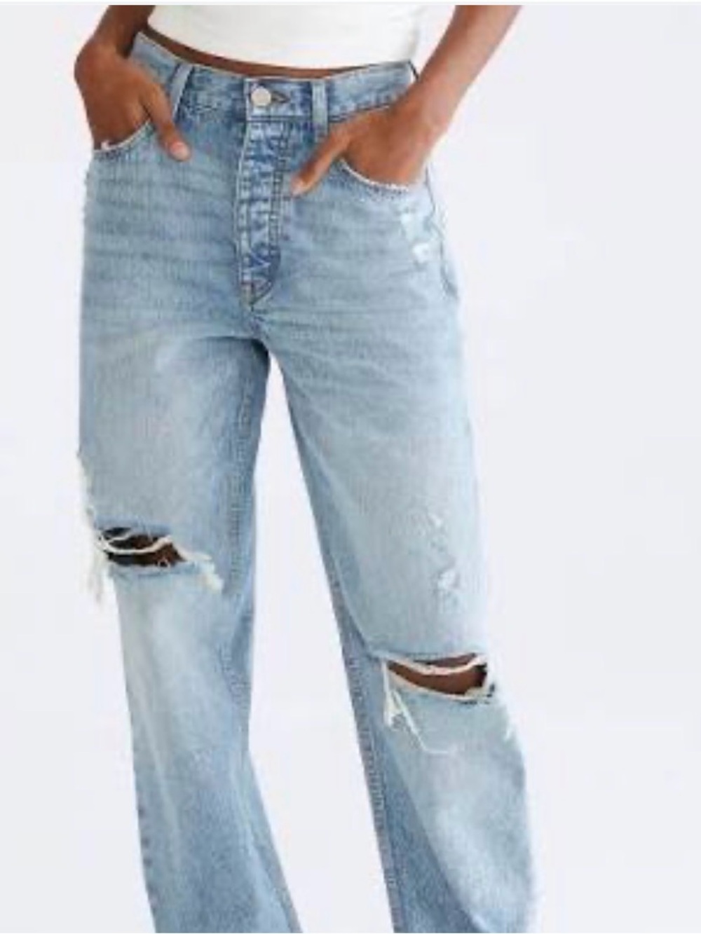 Aeropostale Light Blue Distressed Straight Jeans women’s size 8